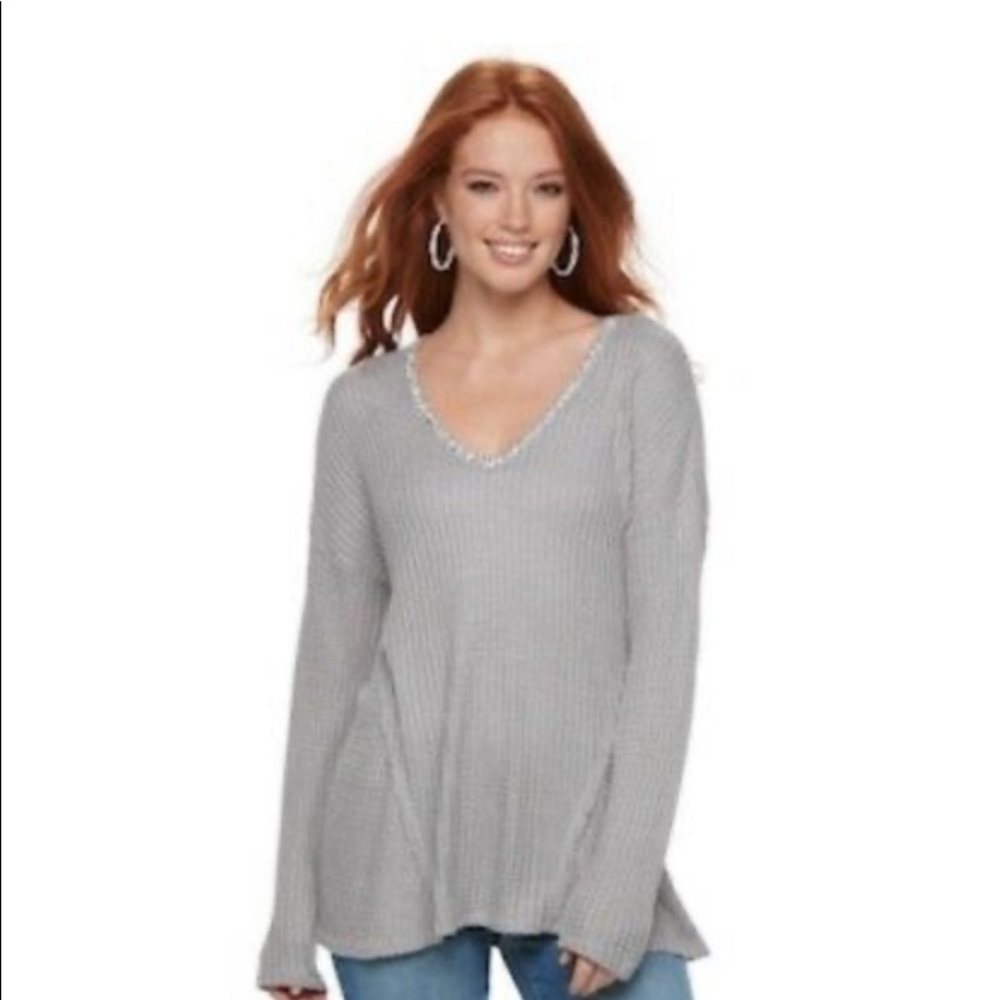 JUICY COUTURE • Gray V-Neck Waffle Knit Sweater